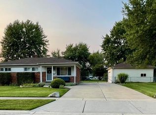 22703 Shiell St, Clinton Township, MI