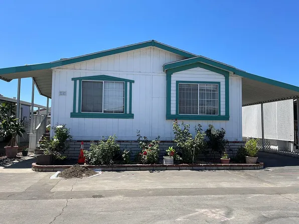 211 S Beach Blvd Space 28, Anaheim, CA 92804