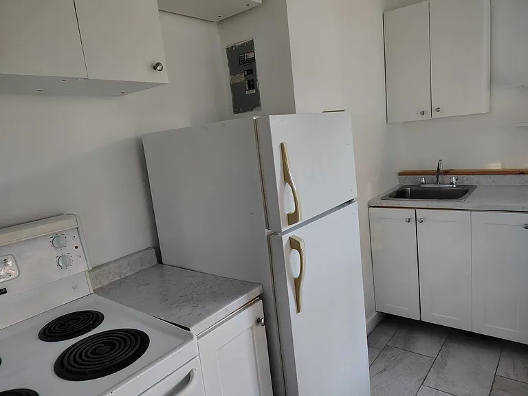 301 Wilbrod St — Photo 11