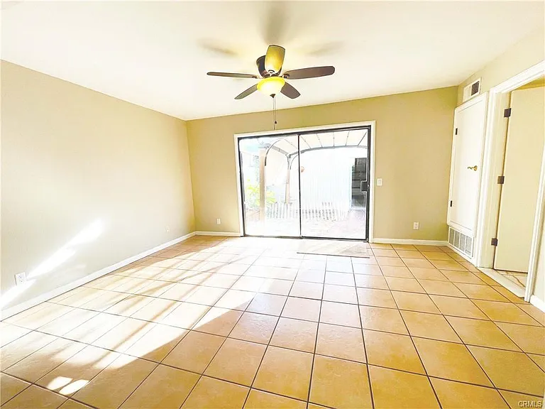 5102 Aspen Dr — Photo 3
