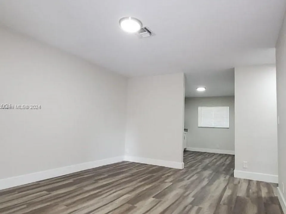 450 SW 2nd St #518