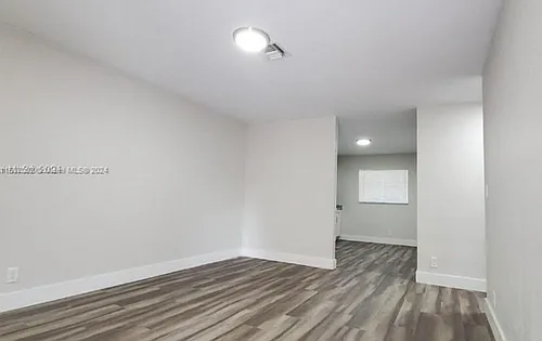 450 SW 2nd St #518 Photo 1