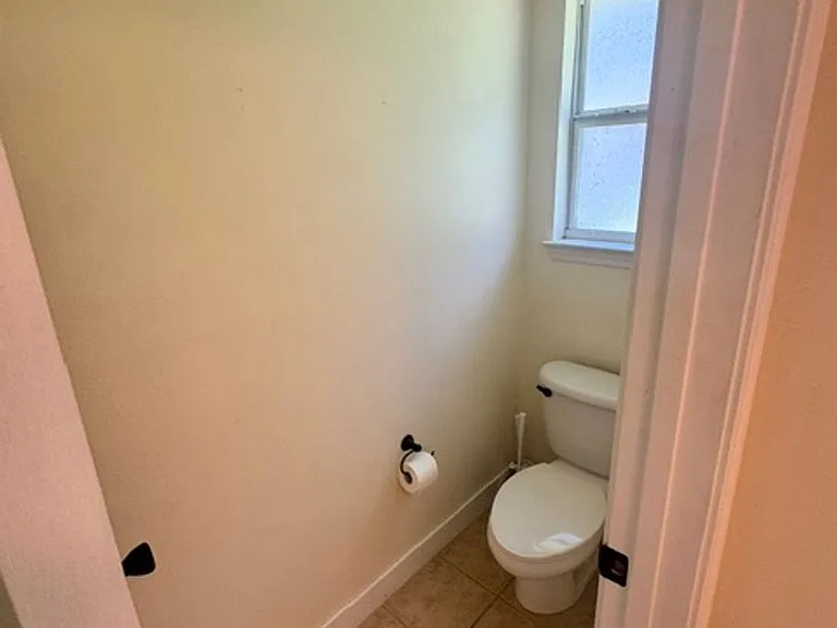 712 Denise Dr — Photo 29