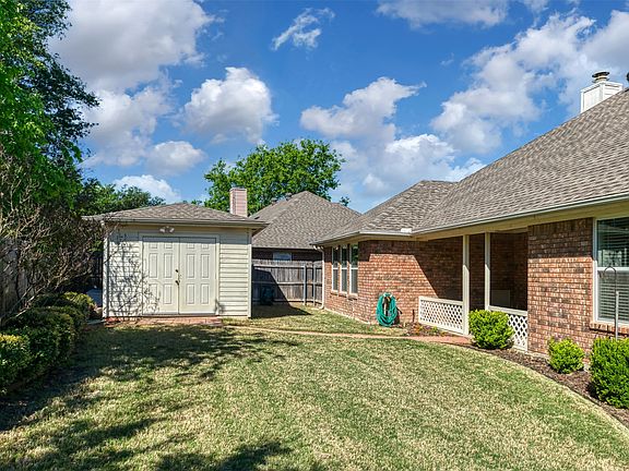 2nd image of 1057 Springwood Dr
