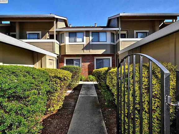 4th image of 7673 Arbor Creek Cir