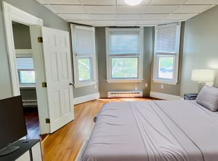 346 Chelsea St #465, Boston, MA 02128