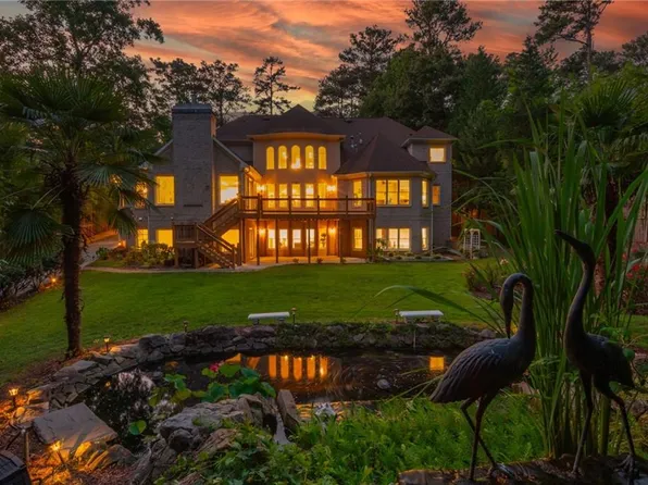 1865 Mason Mill Rd, Decatur, GA 30033