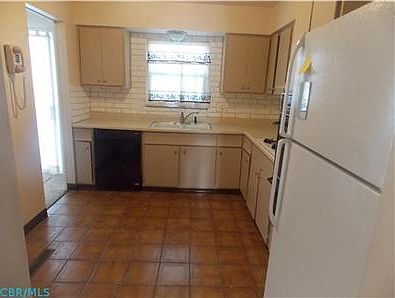 2nd image of 4606 Healy Dr