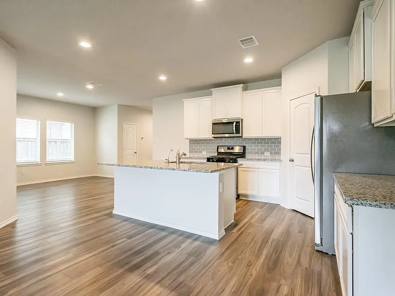 16856 Pink Wintergreen Dr — Photo 13