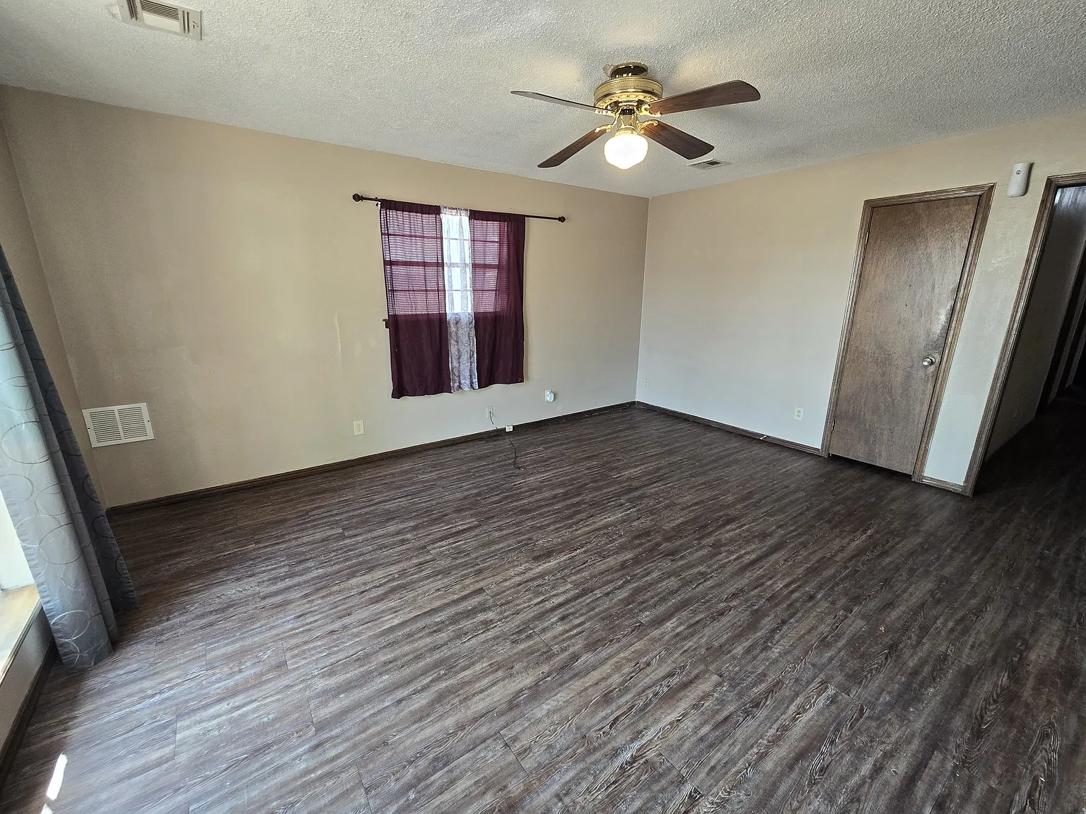 116 North Saddle Road - 1 — Photo 4