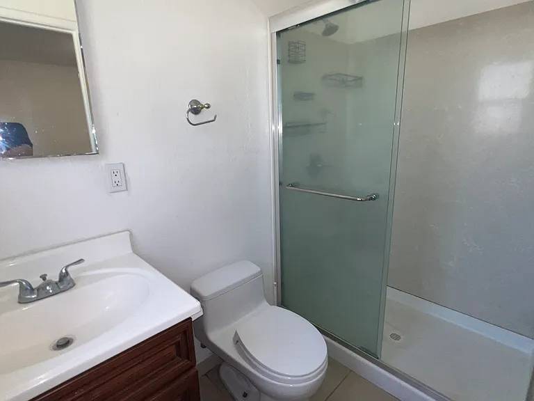 5409 48th Ave — Photo 33