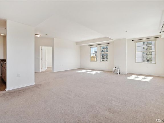 4th image of 300 W 11th Avenue #12E