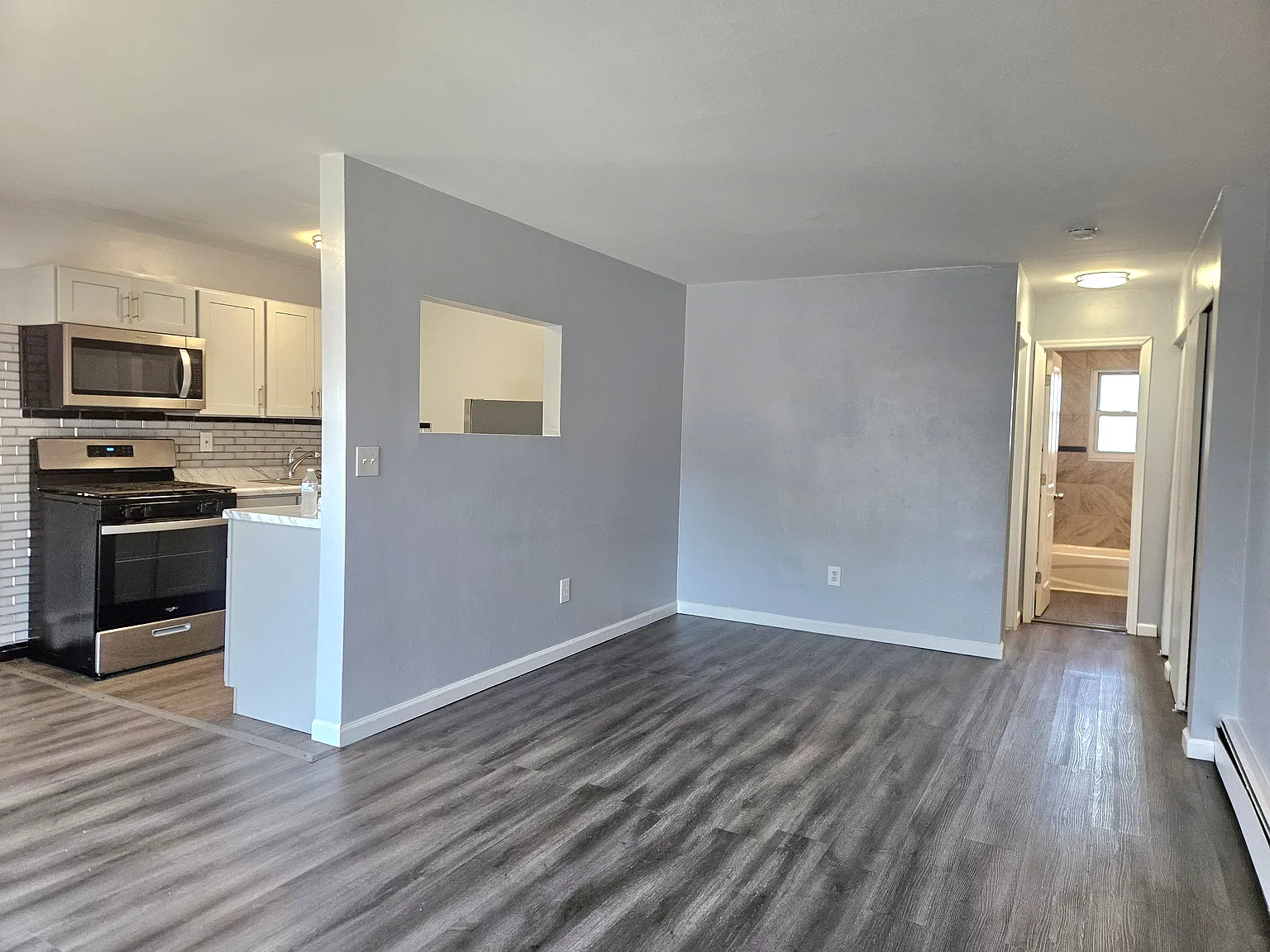 1 bed, $1,944 — Photo 1