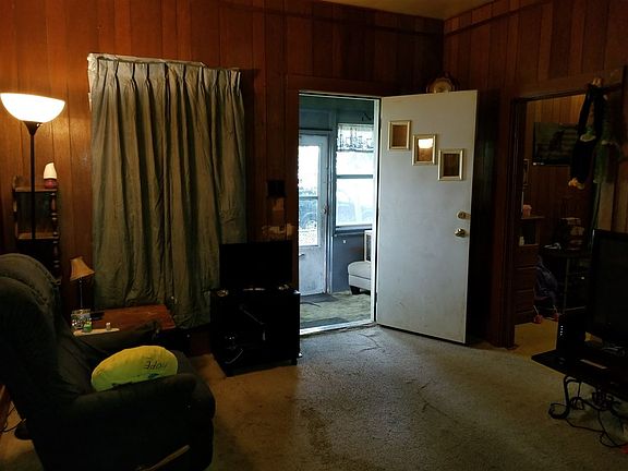 2nd image of 1324 12th Ave