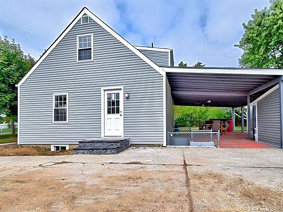 2nd image of 1823 Stein Dr