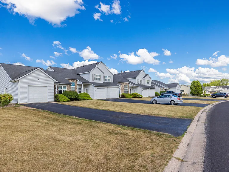 Countryshire Estates — Photo 4