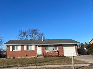 804 W Hively Ave, Elkhart, IN 46517