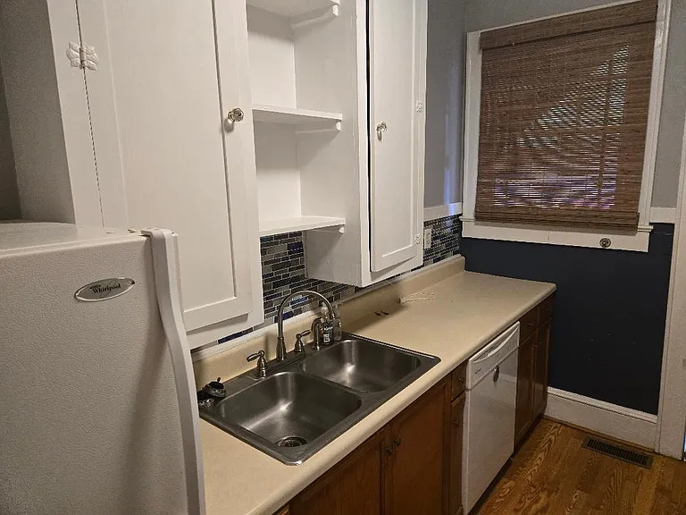 115 Bennett St #1 — Photo 6