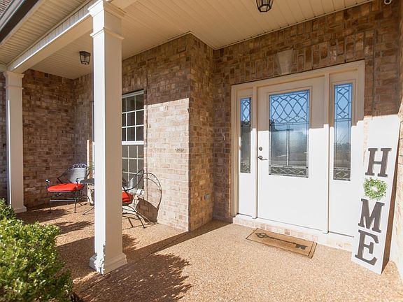 4th image of 324 Burton Farms Dr