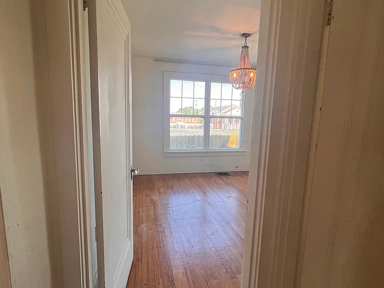 4010 Albemarle Ave — Photo 28