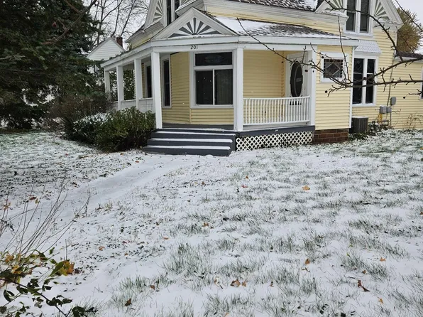 201 E Main St, Hayfield, MN 55940