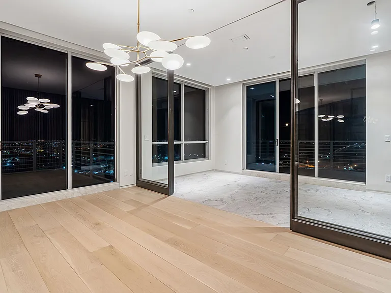 1209 E Cumberland Ave #2902-1/2 — Photo 9