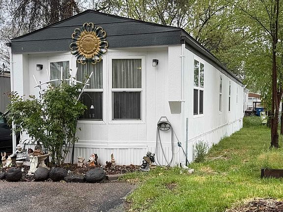2nd image of 2564 S Marlette Ln