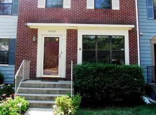 7668 Southern Oak Dr, Springfield, VA 22153