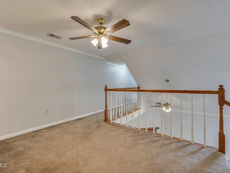 3711 Apple Grove Cir — Photo 15