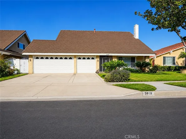 3018 S Pacific Ave, Santa Ana, CA 92704
