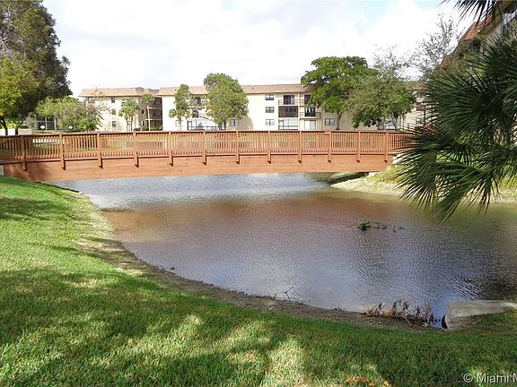 4th image of 4975 E Sabal Palm Blvd APT 102