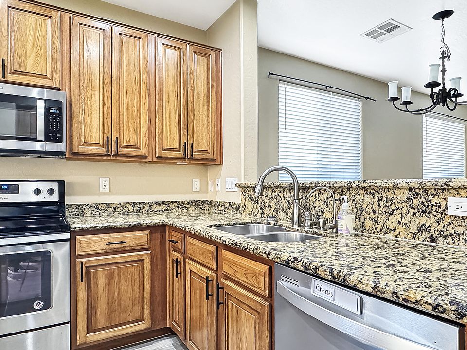 2nd image of 12774 W LOWDEN Road