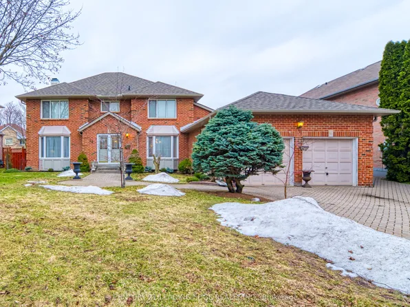 49 Kerrigan Cres, Markham, ON L3R 7T6