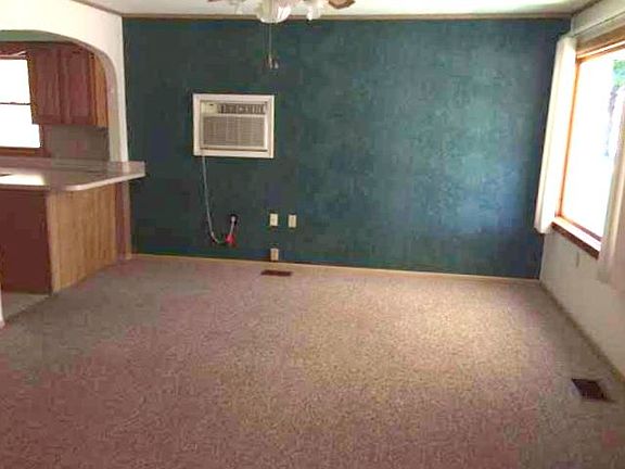 3rd image of 111 Cedarwood Dr