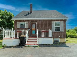 16 McNaughton Drive, St. Johns, NL A1A2E3