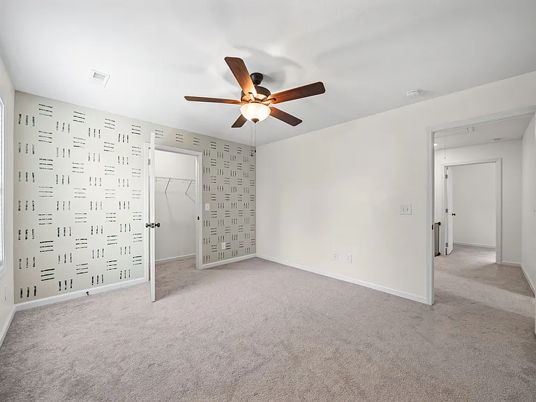 1042 Winesap Rd — Photo 31