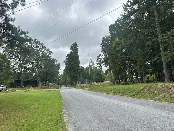 4th image of 217 John Walraven Rd