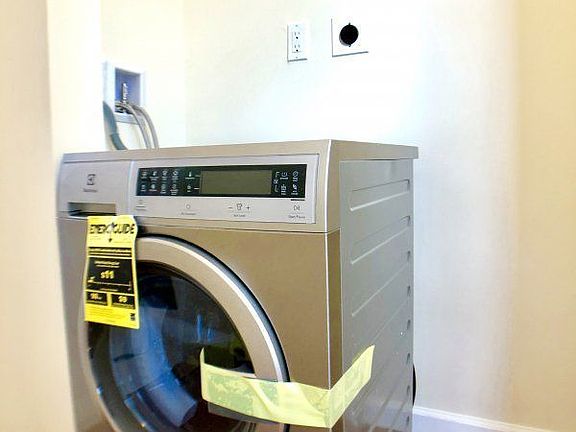 4th image of 500 W 140th St APT 7A