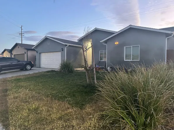 190 Calaveras St, Firebaugh, CA 93622