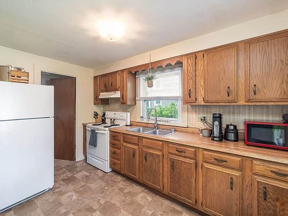 5th image of 86 Markey St