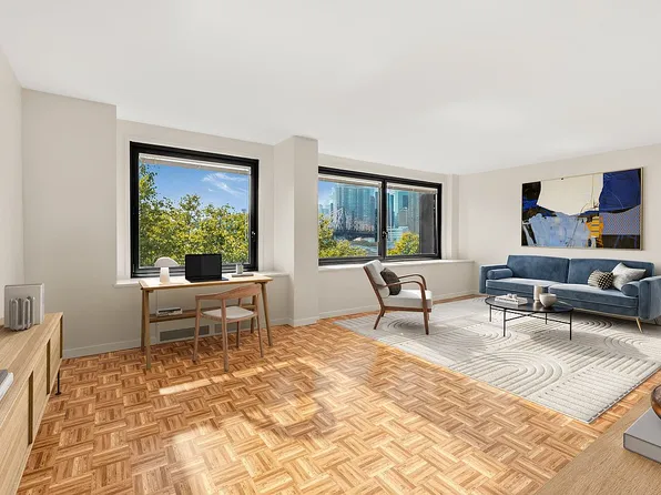 531 Main St APT 707, New York, NY 10044