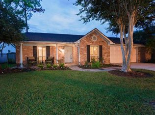 8867 Cardwell Dr, Houston, TX 77055