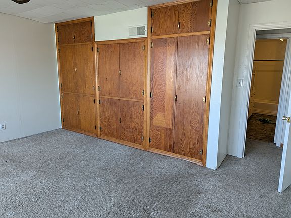 5th image of 123 E Broadway St #1A