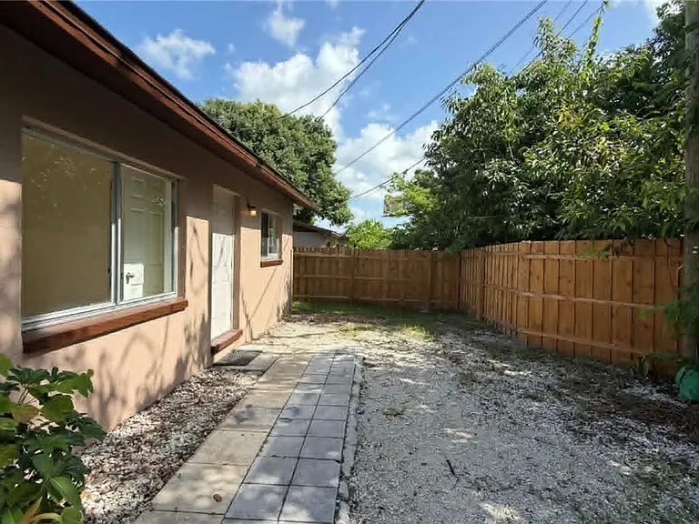 3718 Desoto Ave #3 — Photo 1