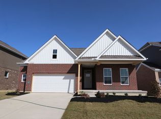 602 Twilight Ln, Dayton, OH 45440