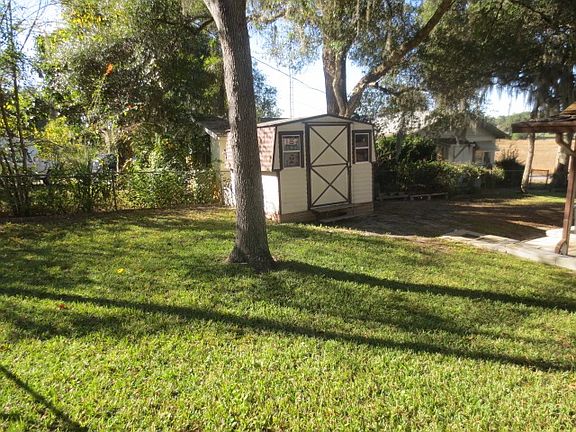 2nd image of 17393 SE 65th St