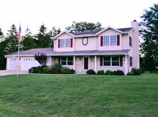 S95W14343 Ryan Dr, Muskego, WI 53150
