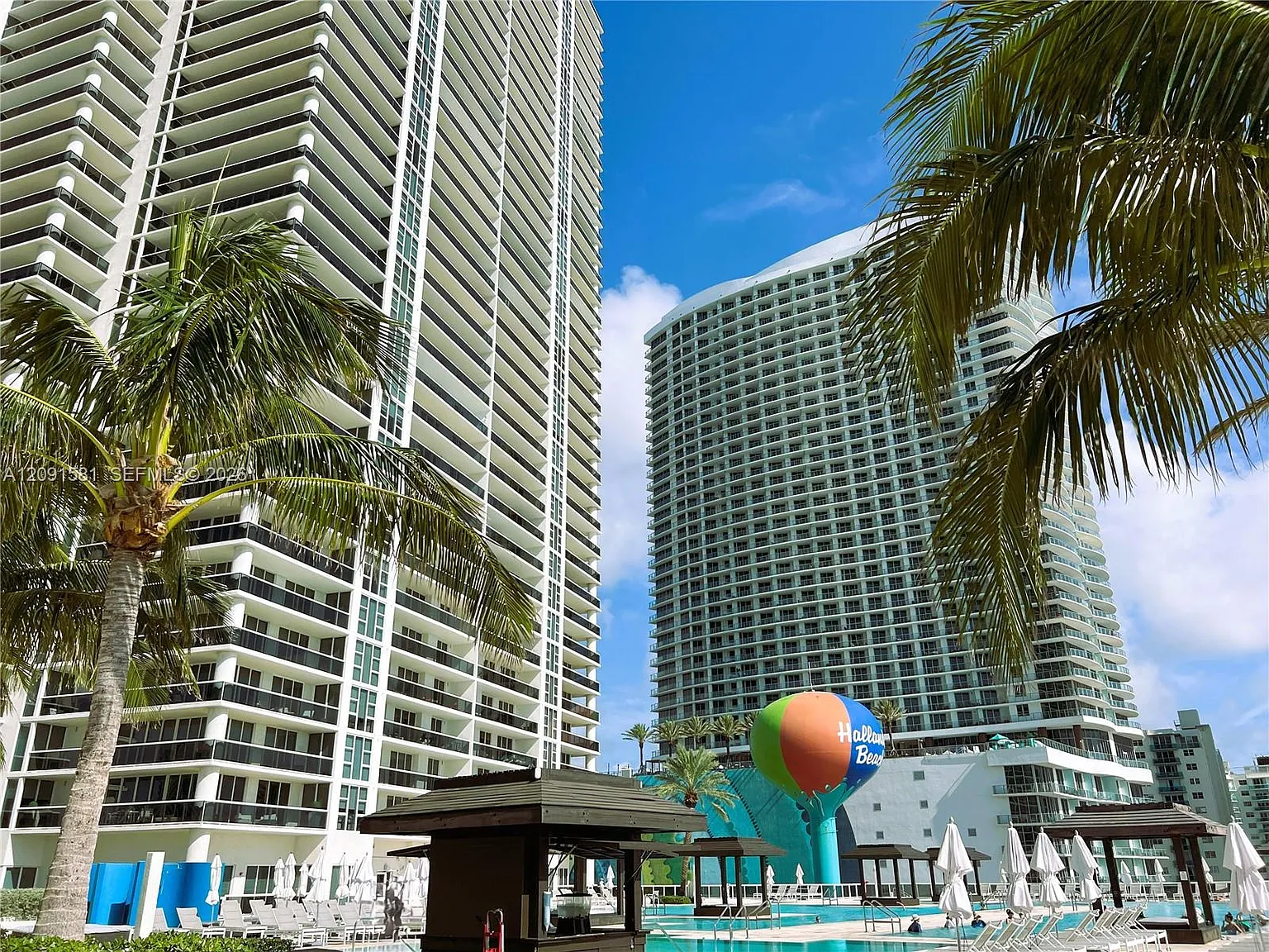 Beach Club Condo — Photo 3