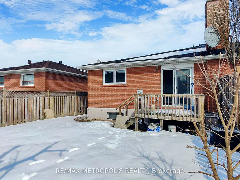 3254 Fieldgate Dr #UPPER — Photo 37