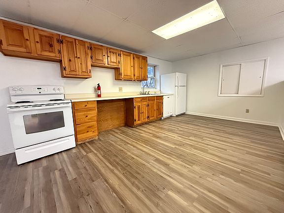 4th image of 161 South Ave #1